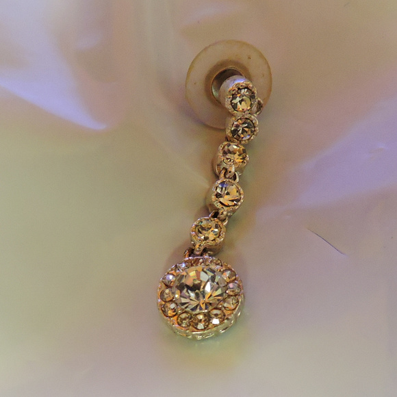 Rhinestone Dangle Earrings/ White Stones - Picture 6 of 6